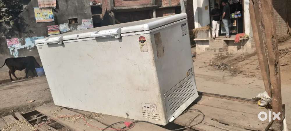 Good working condition fridge runing like new