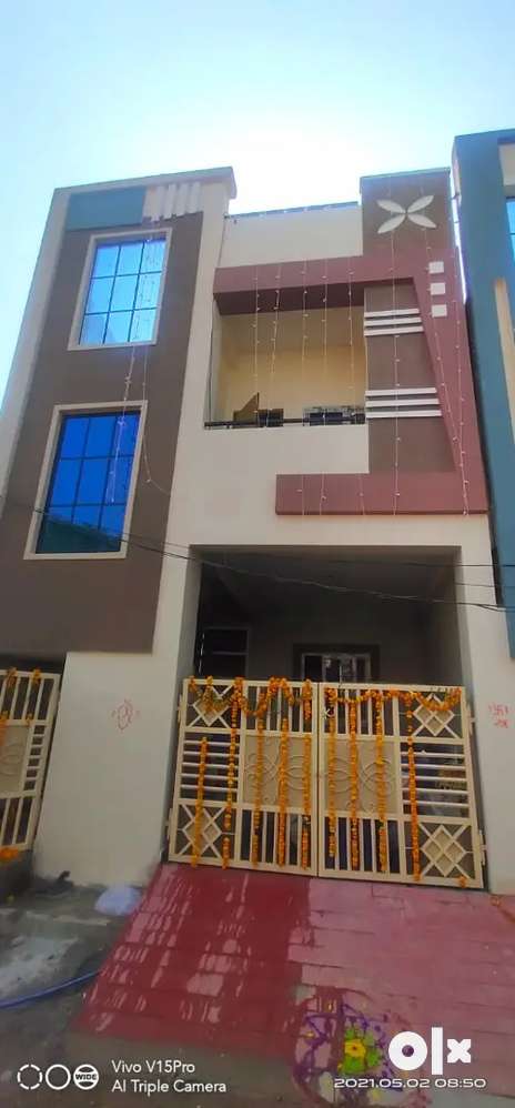 100 yard Duplex house only serious buyer contact please
