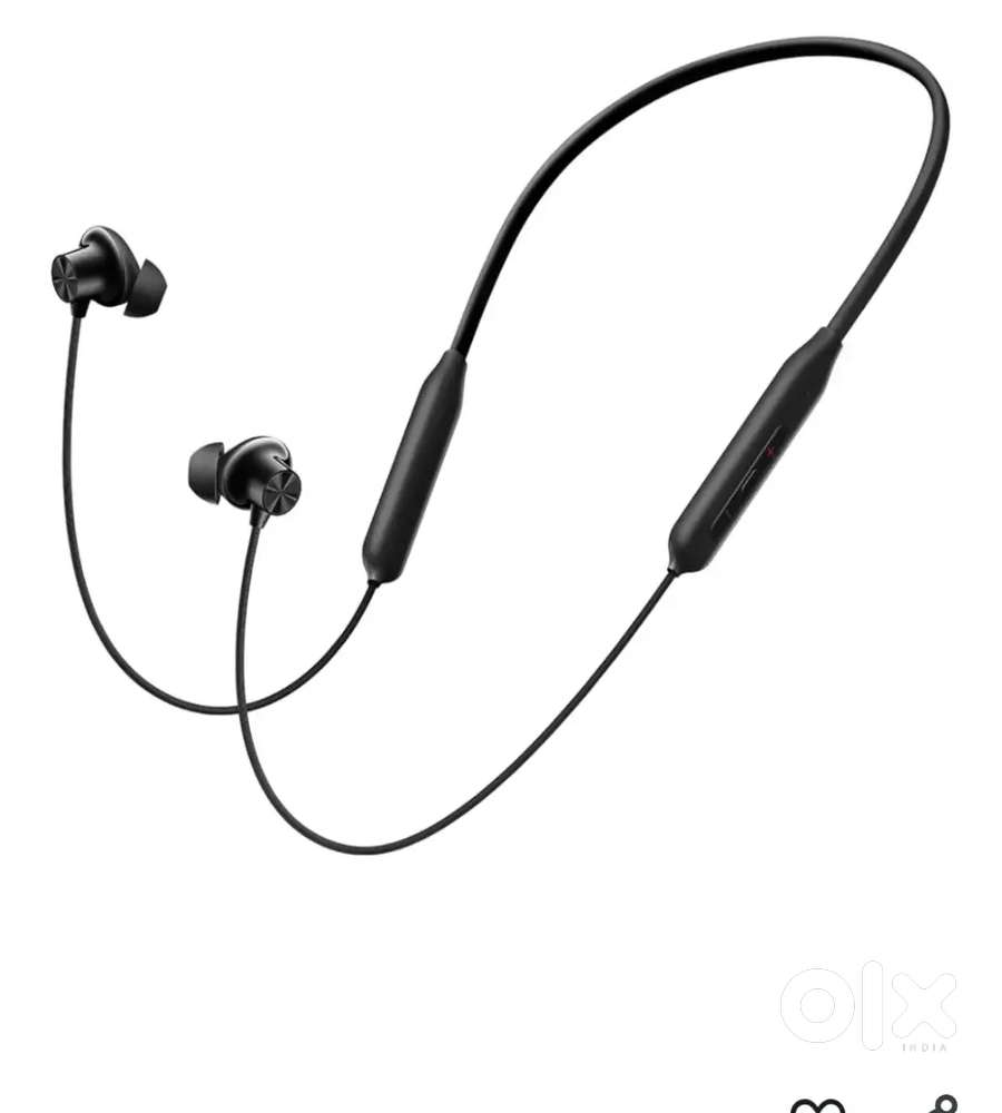 Logitech Wireless Mouse, Oneplus Earphones, Formal Shoes, Puma Shoes