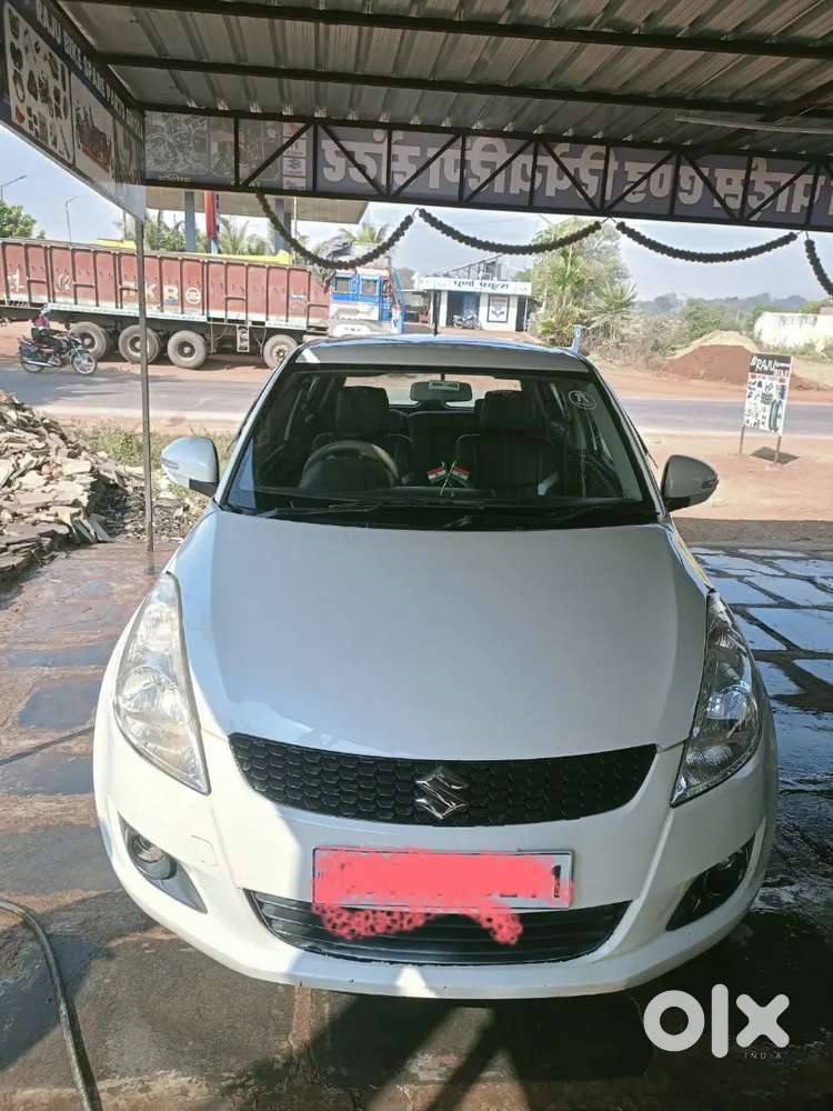 Maruti Suzuki Swift 2017 Diesel 121000 Km Driven