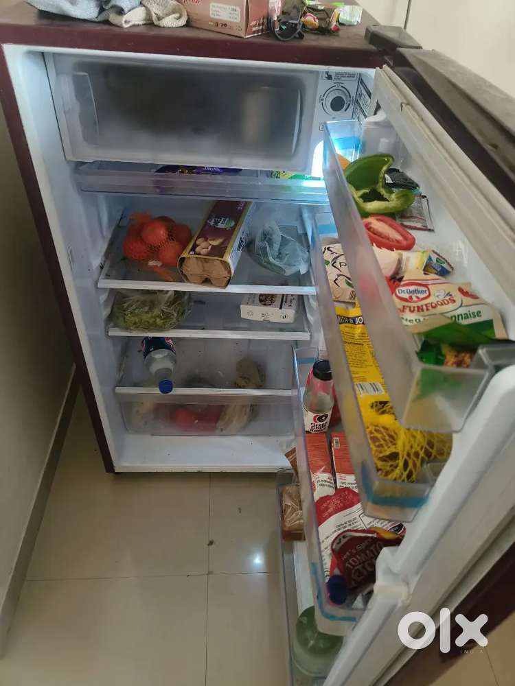 Selling my fridge 2 year old in perfect condition