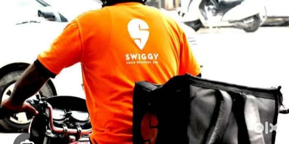 Noida Swiggy delivery boy