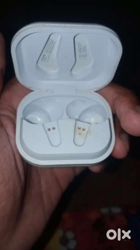 मेरा blootooth का दोनों buds खो गया है इसलिए