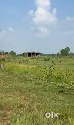 मेन हैवे से लगा 2 प्लॉट है और भी है नंबर फोटो में है कॉल करिए