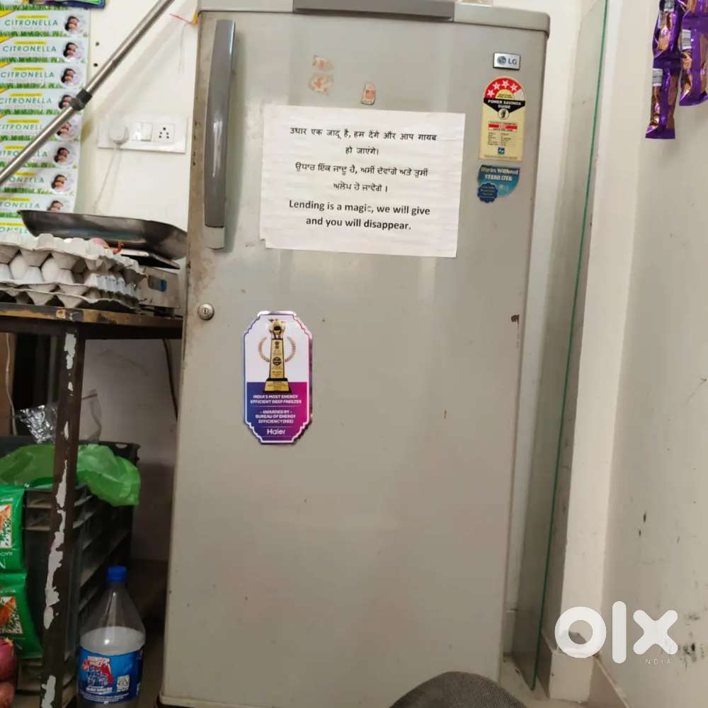 Single door good condition fridge