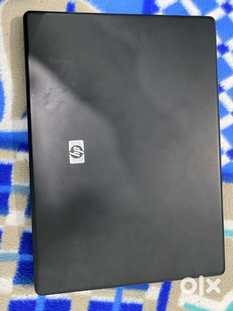 HP laptop ₹8500