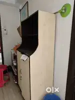 Wardrobe two door with shelf