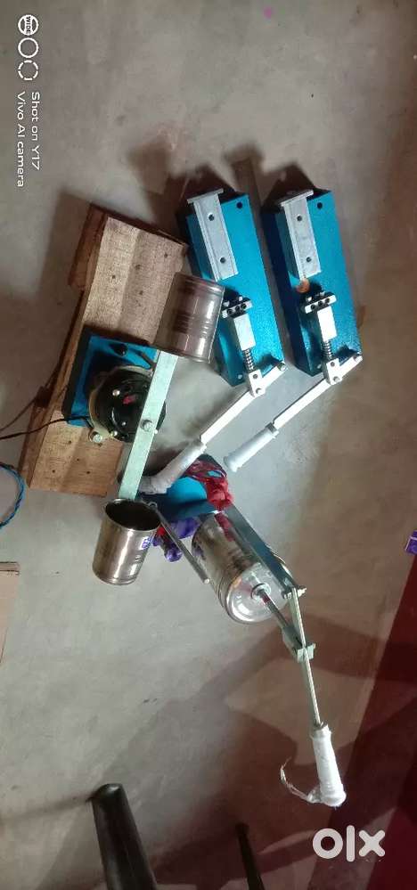 Pen machine