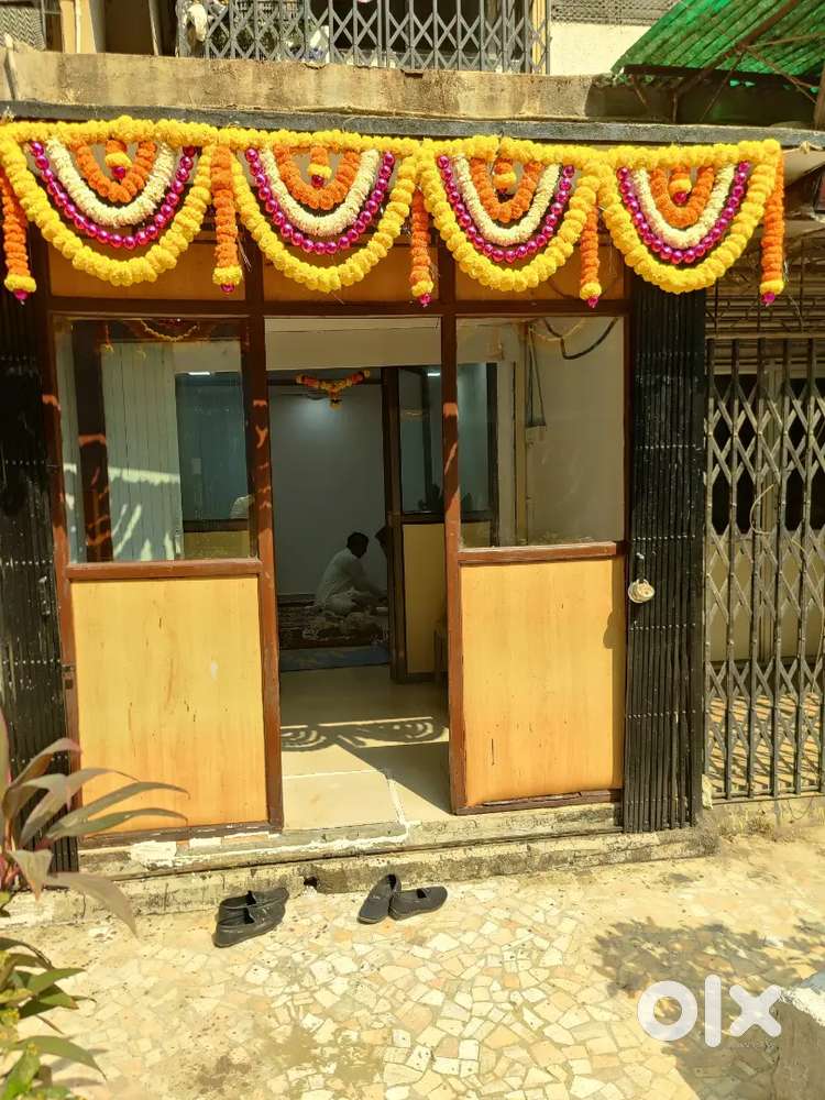 Shop for rent near Dahisar station