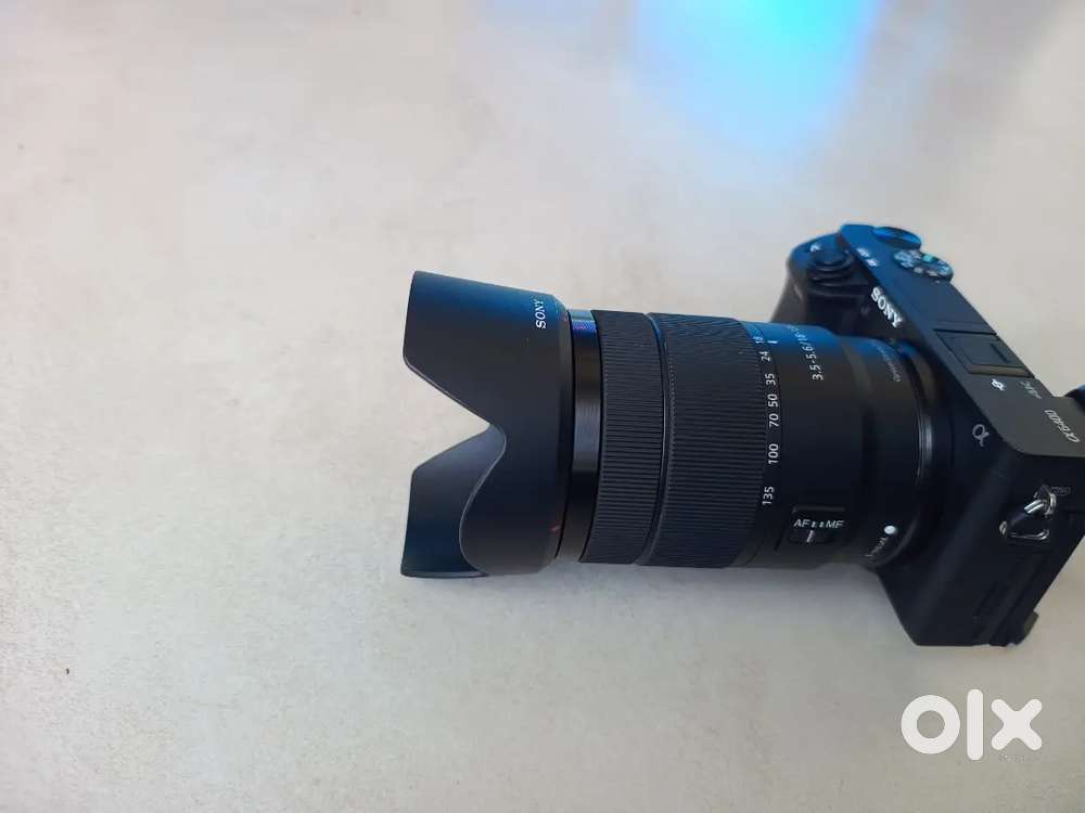 Sony Alpha 6400 M with SEL 18-135 C Lens