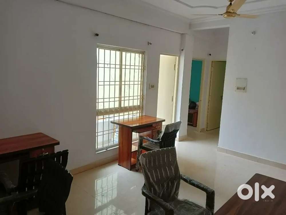 Finding new room partner for boys(PG)WORKING OR STUDENT 4 capicity