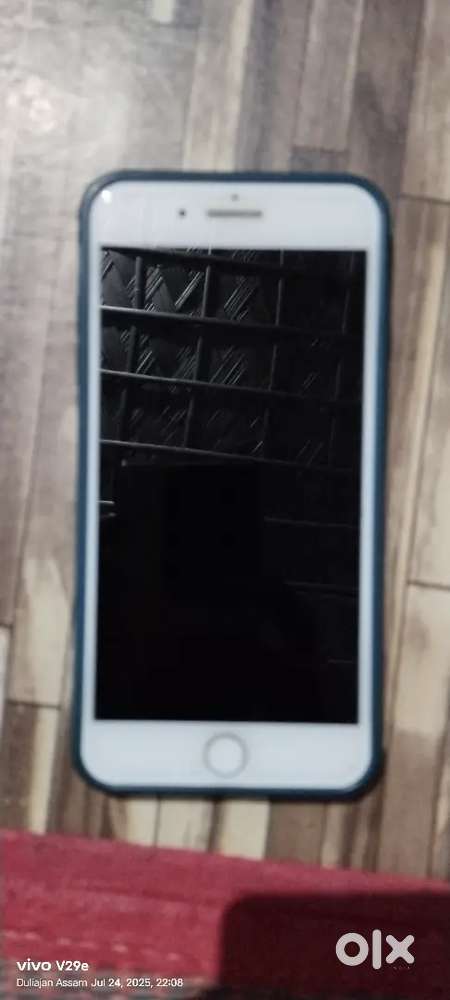 iPhone 7 plus very good and condition battery health 100%