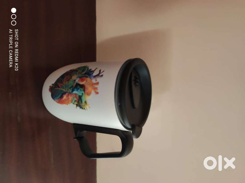 Double layered Coffee Mug 350ml with lid