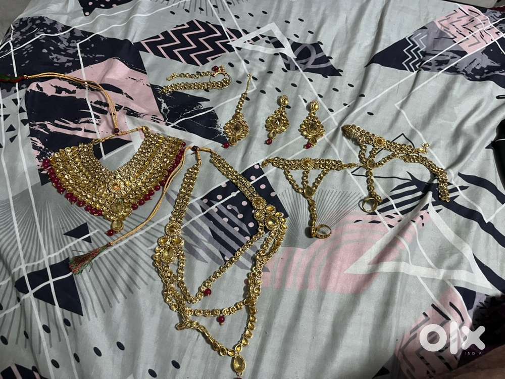 Bridal set
