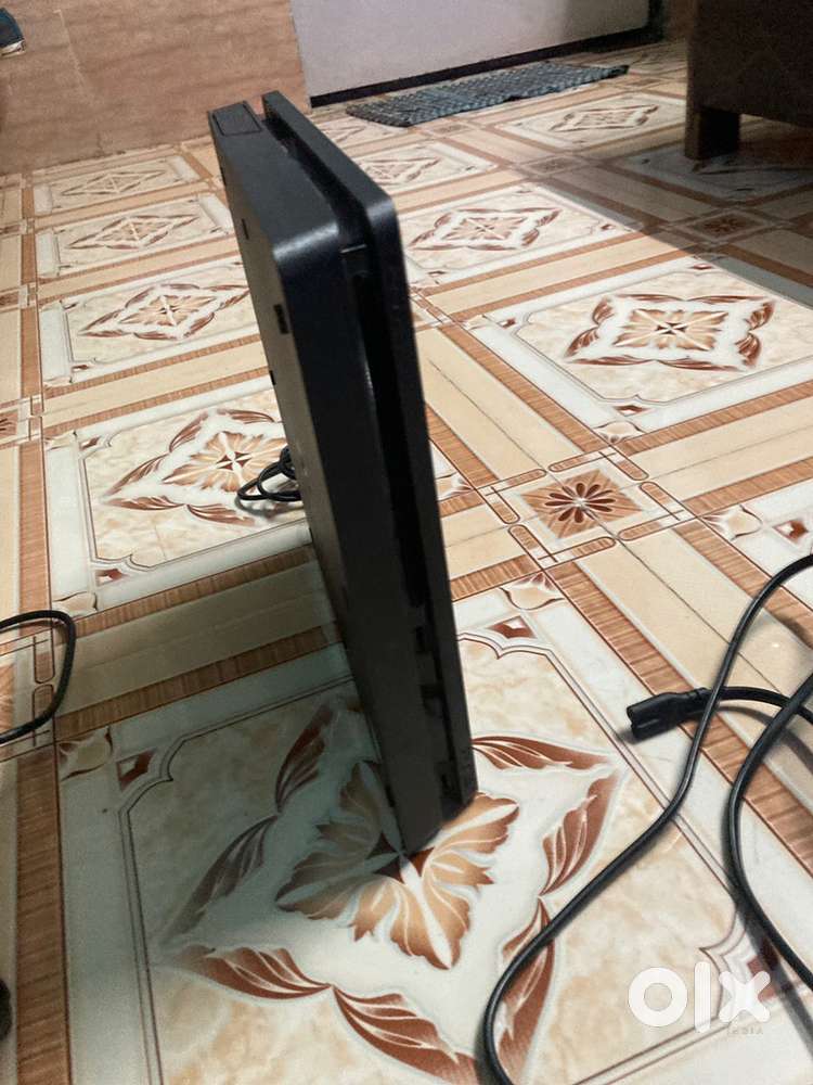 Sony PlayStation 4 Pro 1 TB Black