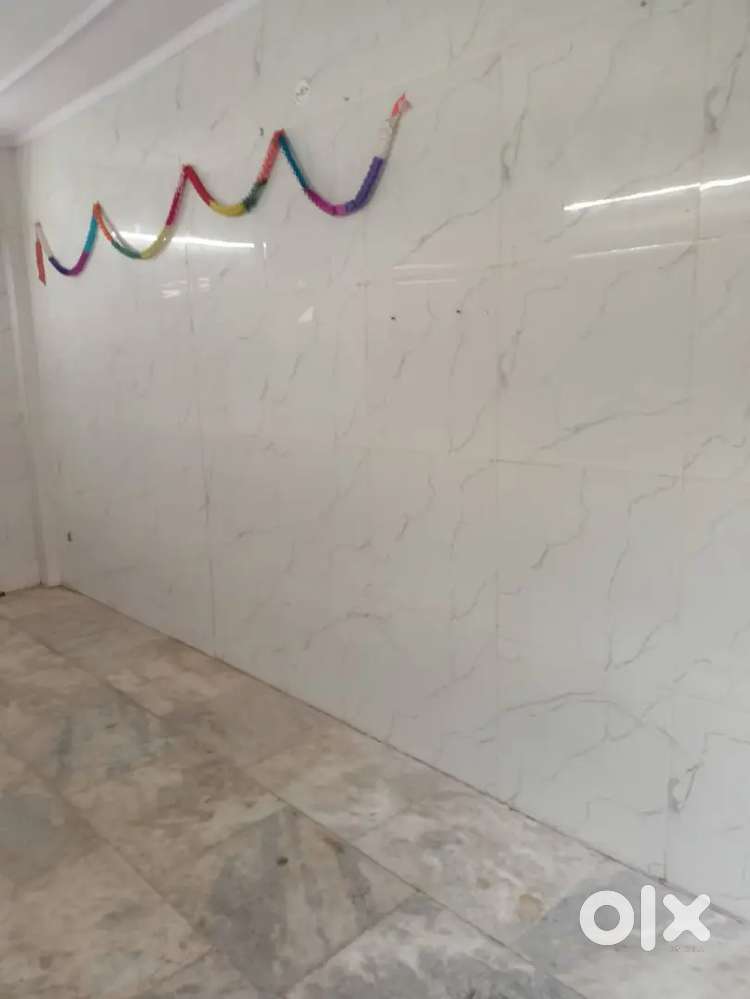 Maruti state Good condition full tiles