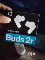 Oneplus Buds 2R ( 8 day old  )