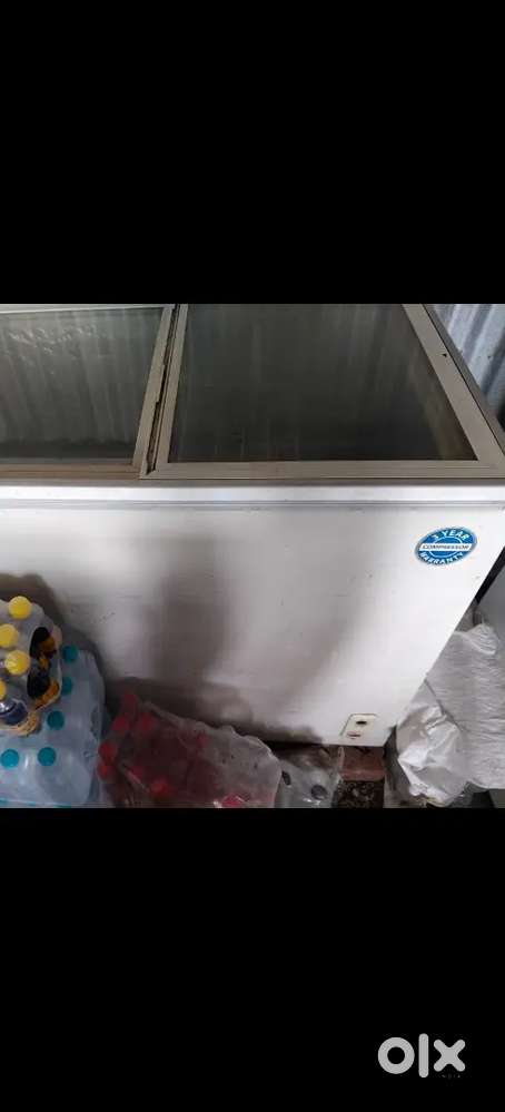 Ice cream fridge 300 L Glass door