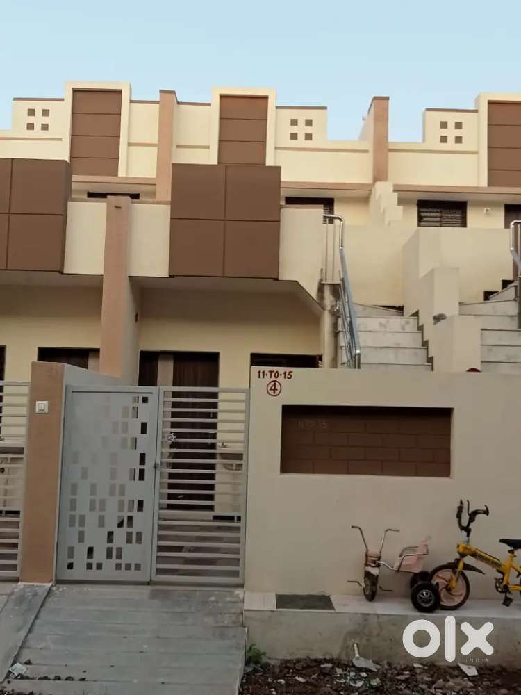 1 room kitchen with attached bathroom n terrace
