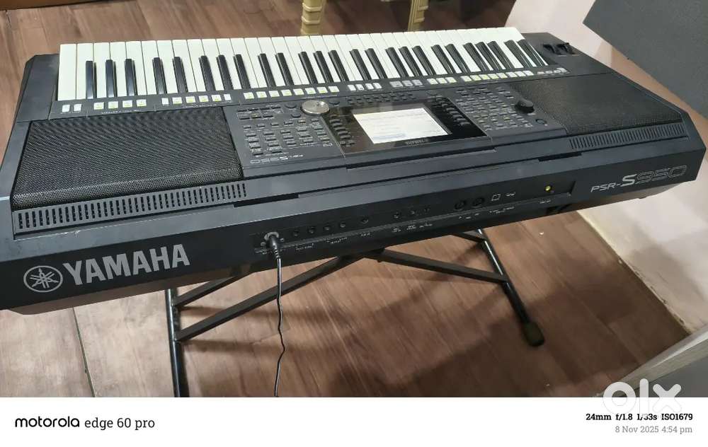 Yamaha PSR S950