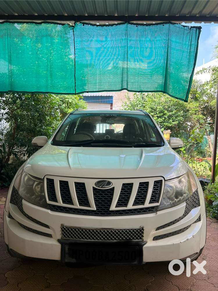 Mahindra XUV500 2015 Diesel 60125 Km Driven