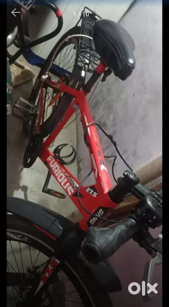 Ahuja spekar. Cycle Gang furious. Wifi. Coller mike