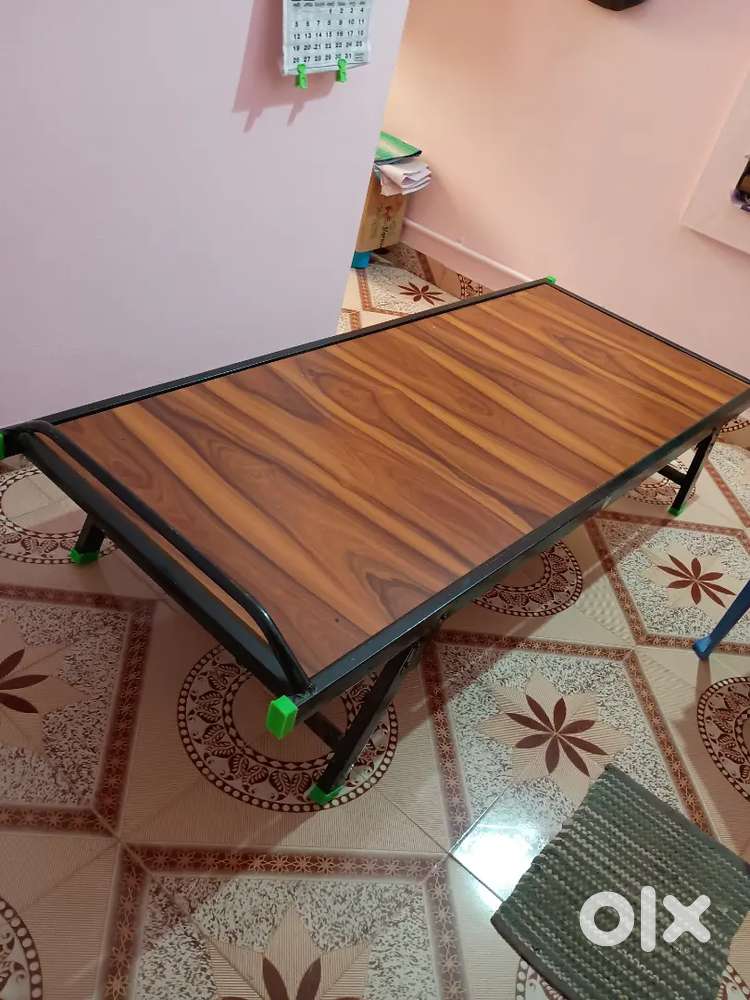 Iron folding 2 cots