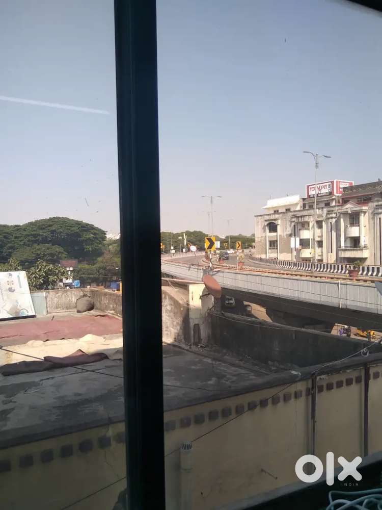 Looking for female candidate for computer operator