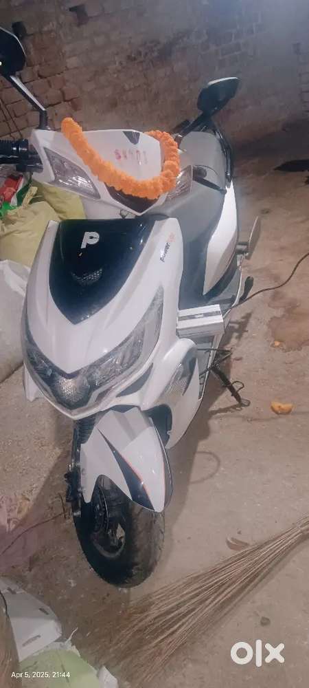 1 charge upto 70 km range