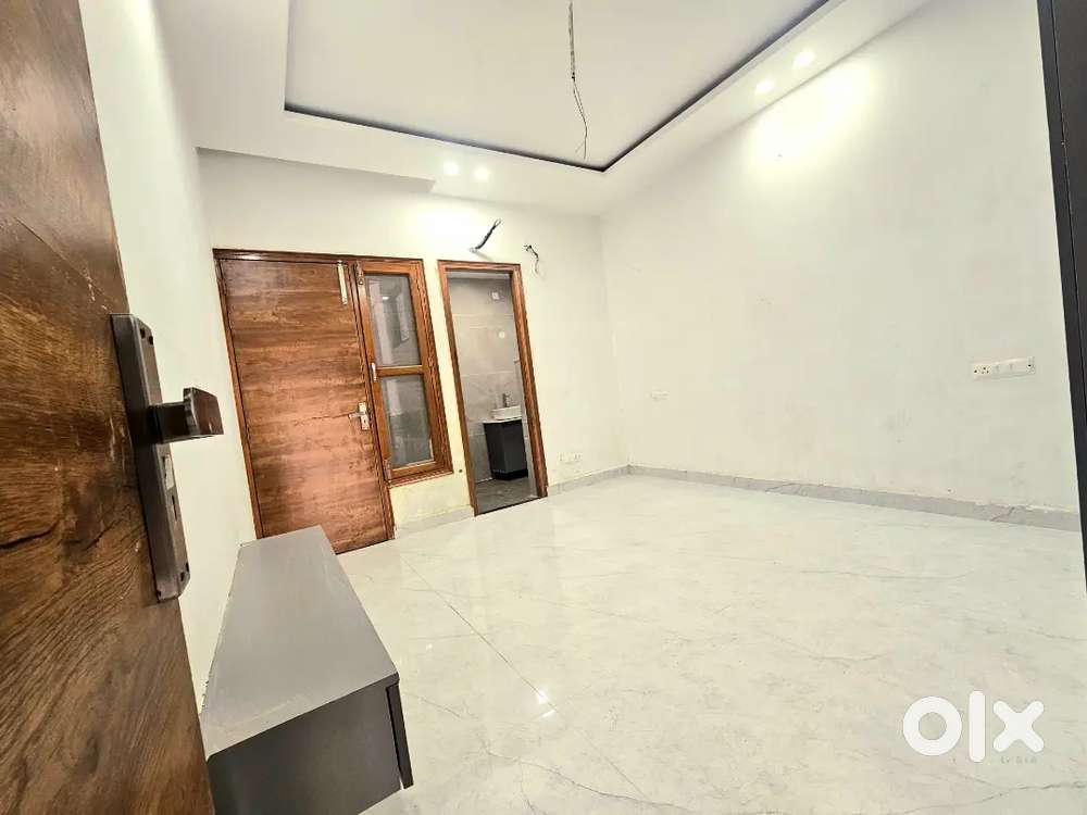 With Lift 3BHK Flats at Highground Road Zirkpur