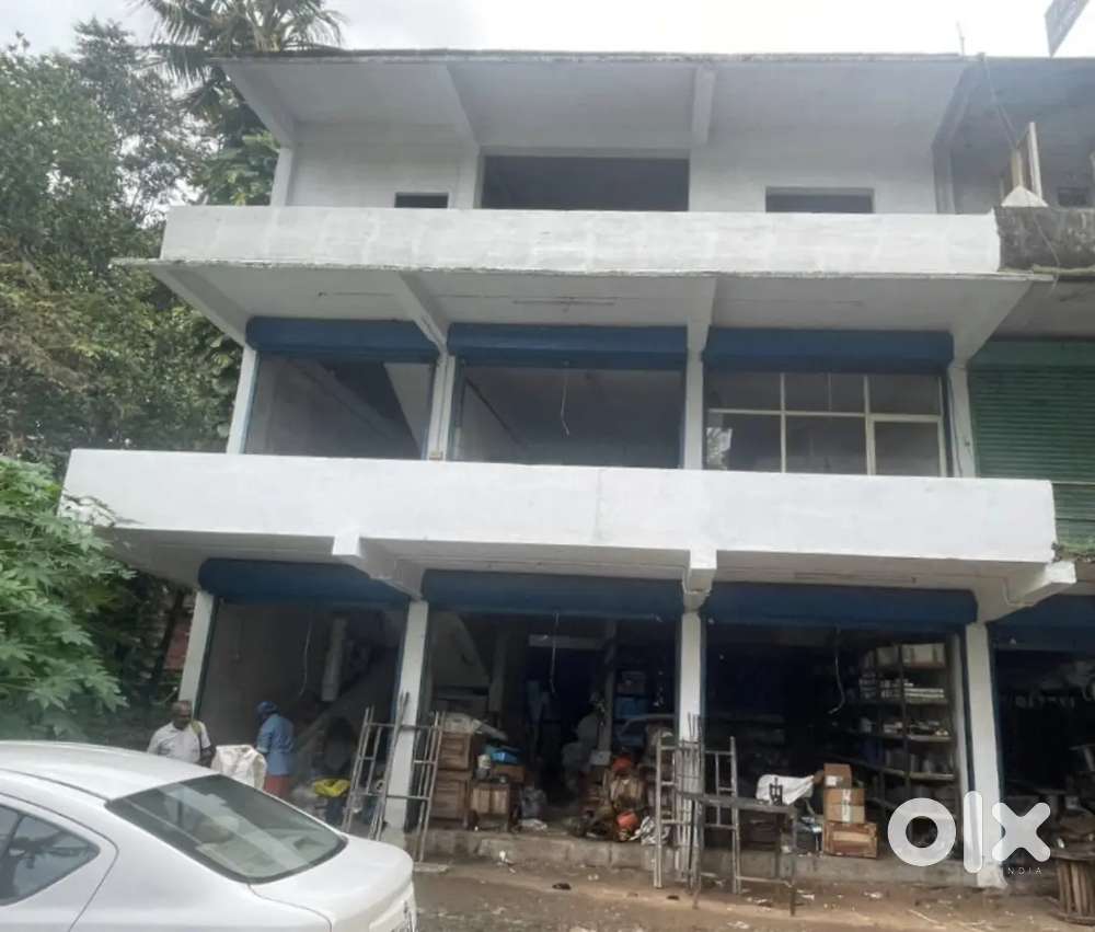 Perumbavoor town Commercial building for sale.