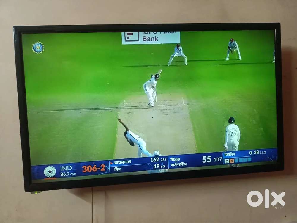 32 inches SMART TV