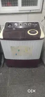 Voltas 7kg semi autonatic washing machiene