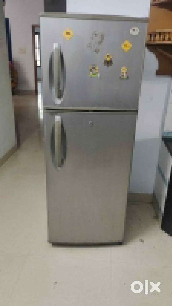 Fully functional refrigerator for sale