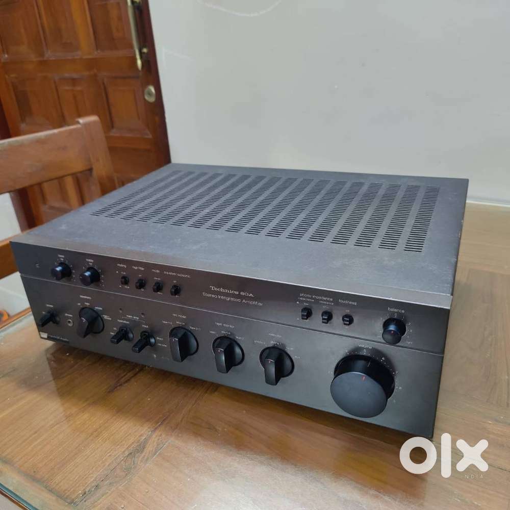 Technics  80A monoblock intrigated amplifire full working.