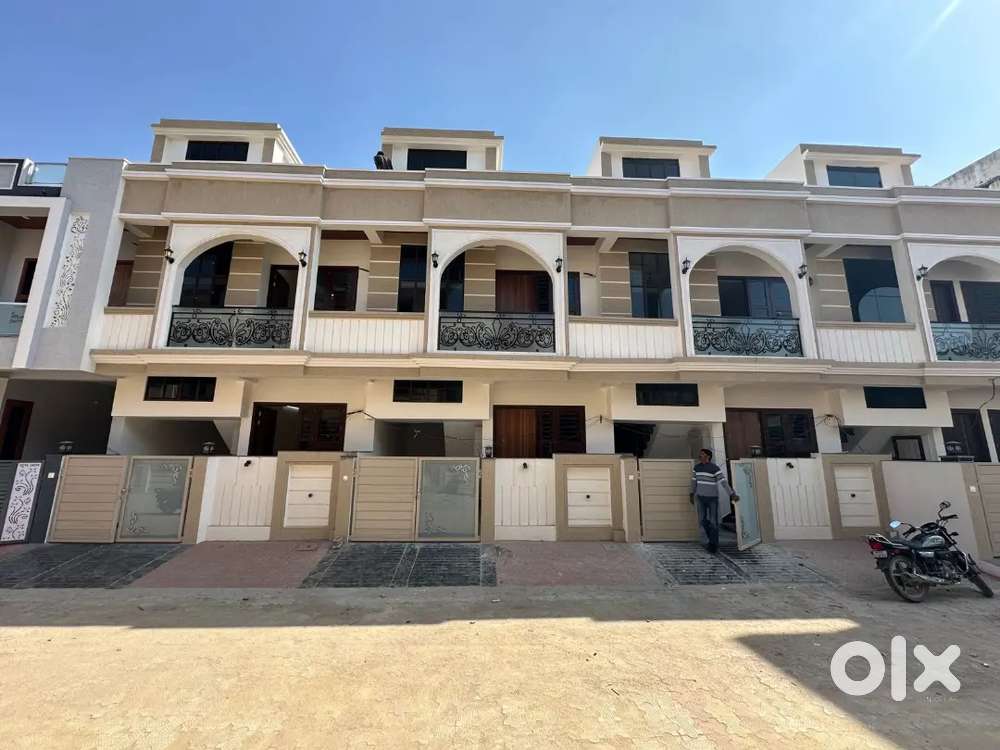 4BHK Luxurious Villa On Niwaru Road