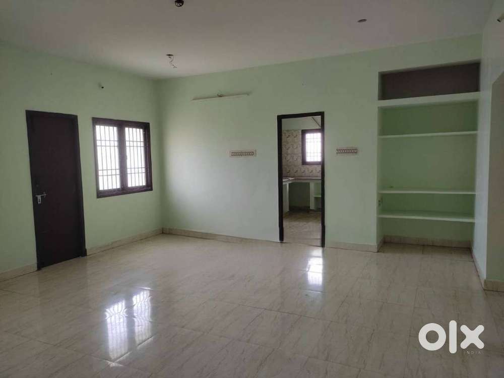 COMMERCIAL OFFICE SPACE FOR RENT