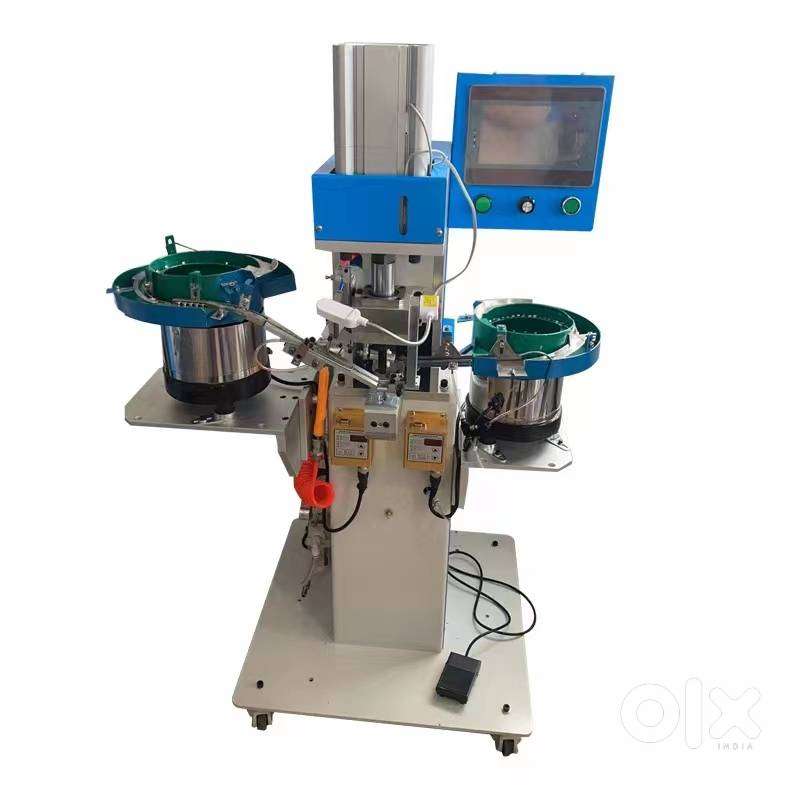 EYELET AUTOMATIC MACHINE