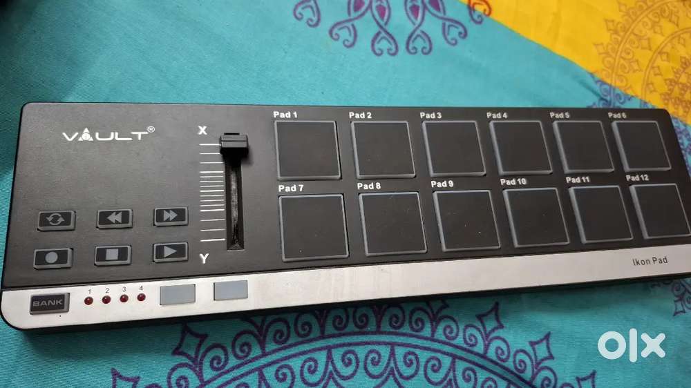 Vault Ikon Portable MIDI Drum Pad – Excellent Condition