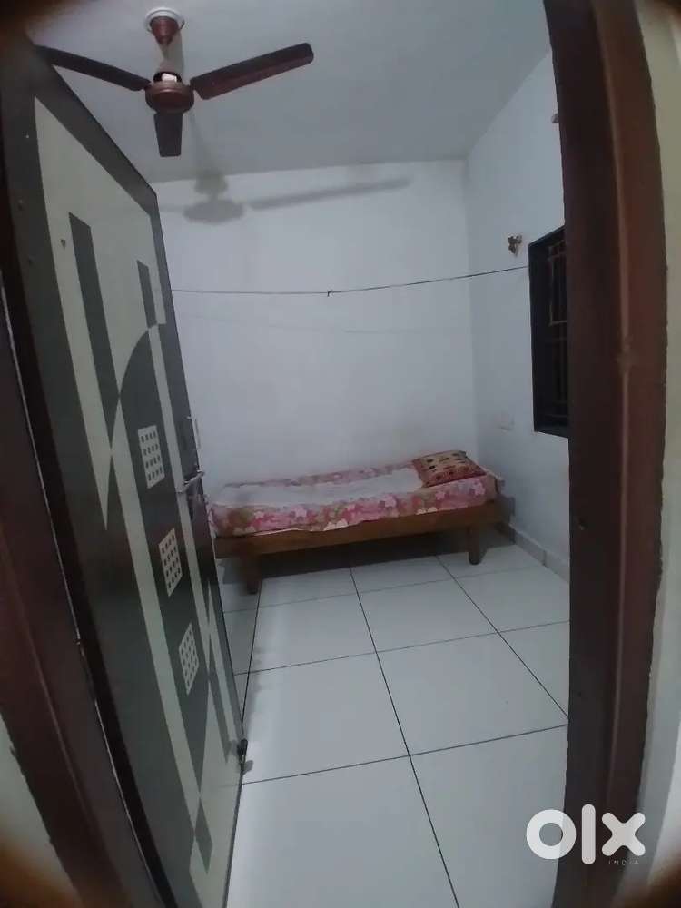 1 room with attached bathroom