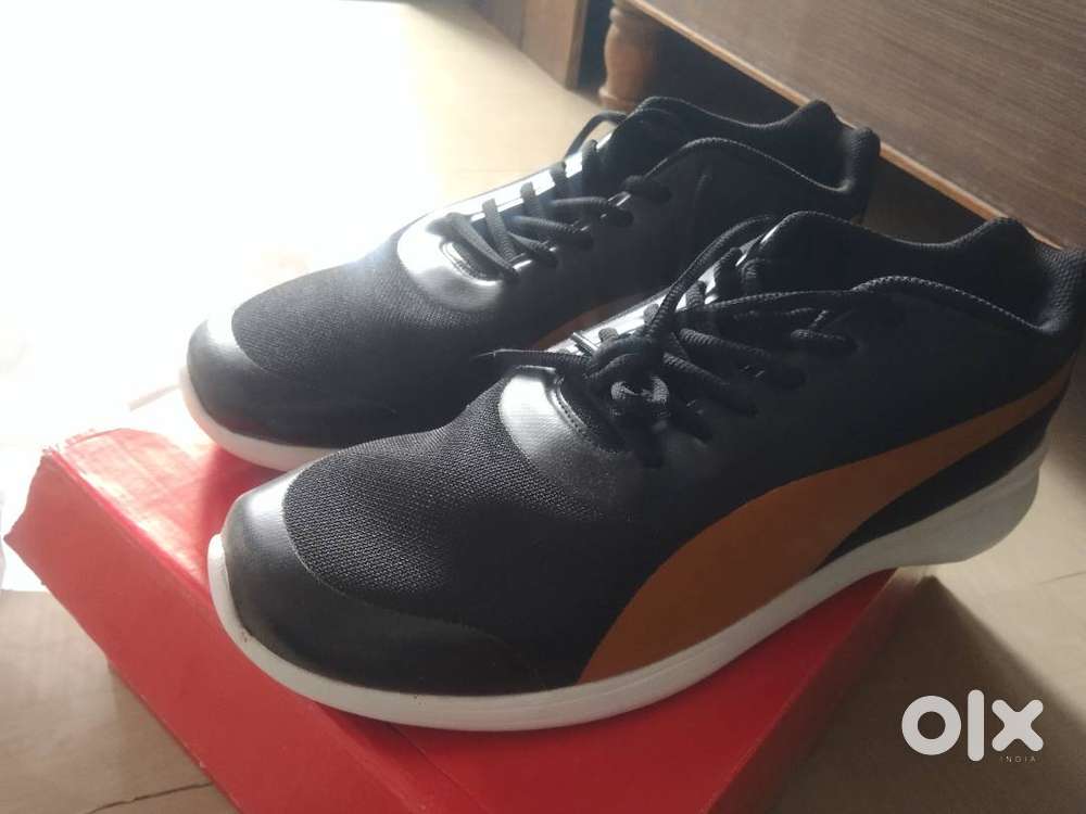 Puma sports shoes (walking, jogging and running)