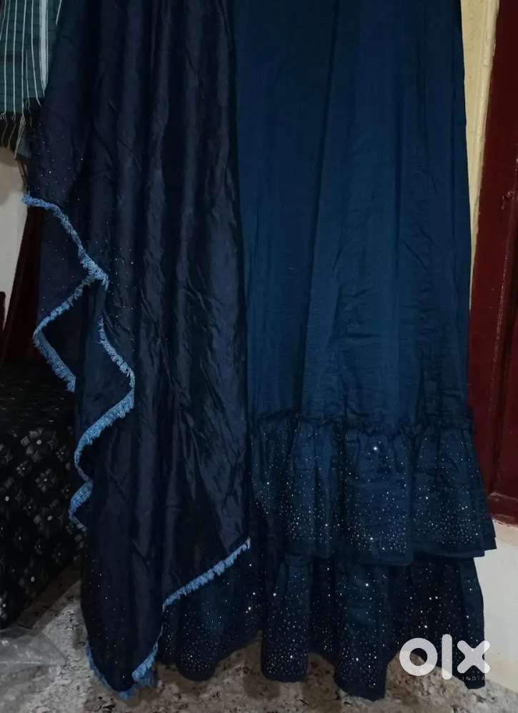 Party wear gawn