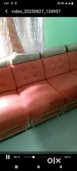 Sofa with 5 chair