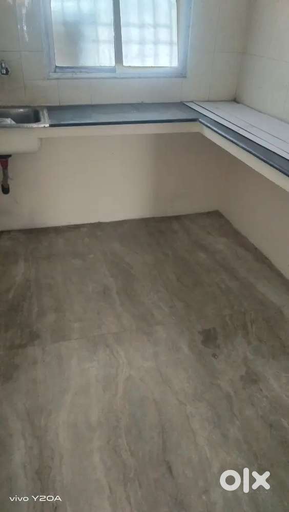 850 sq 3rooms office for rent