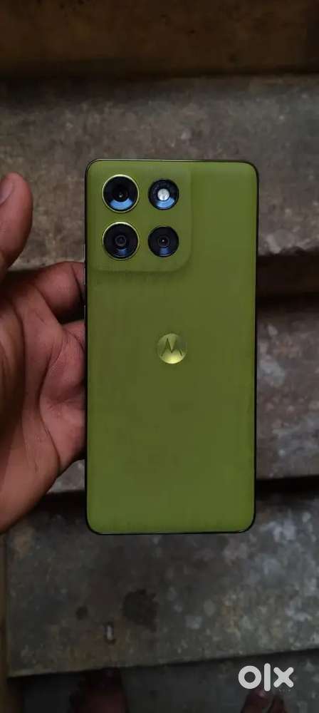 Moto g86 power