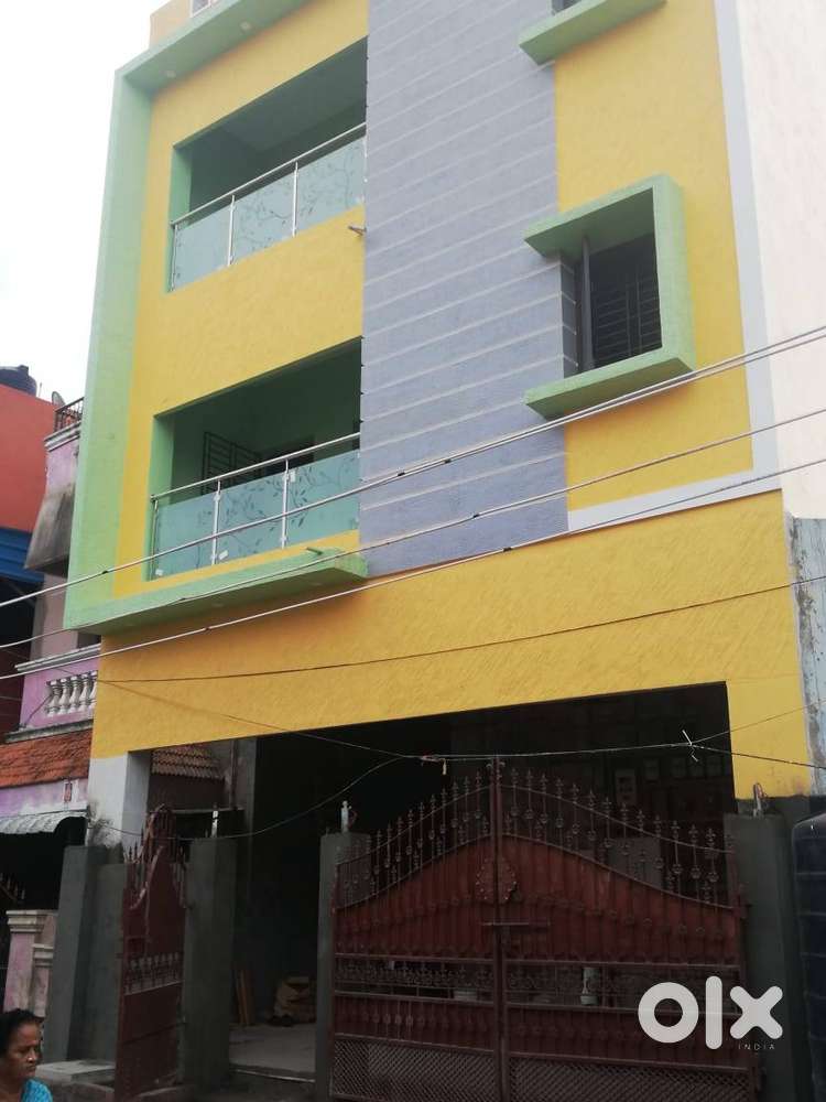 2BHK with Great Ventilation & Location – Semi-Furnished