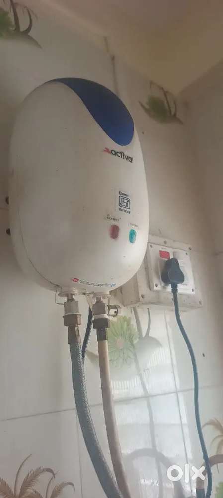 Electric water Geyser