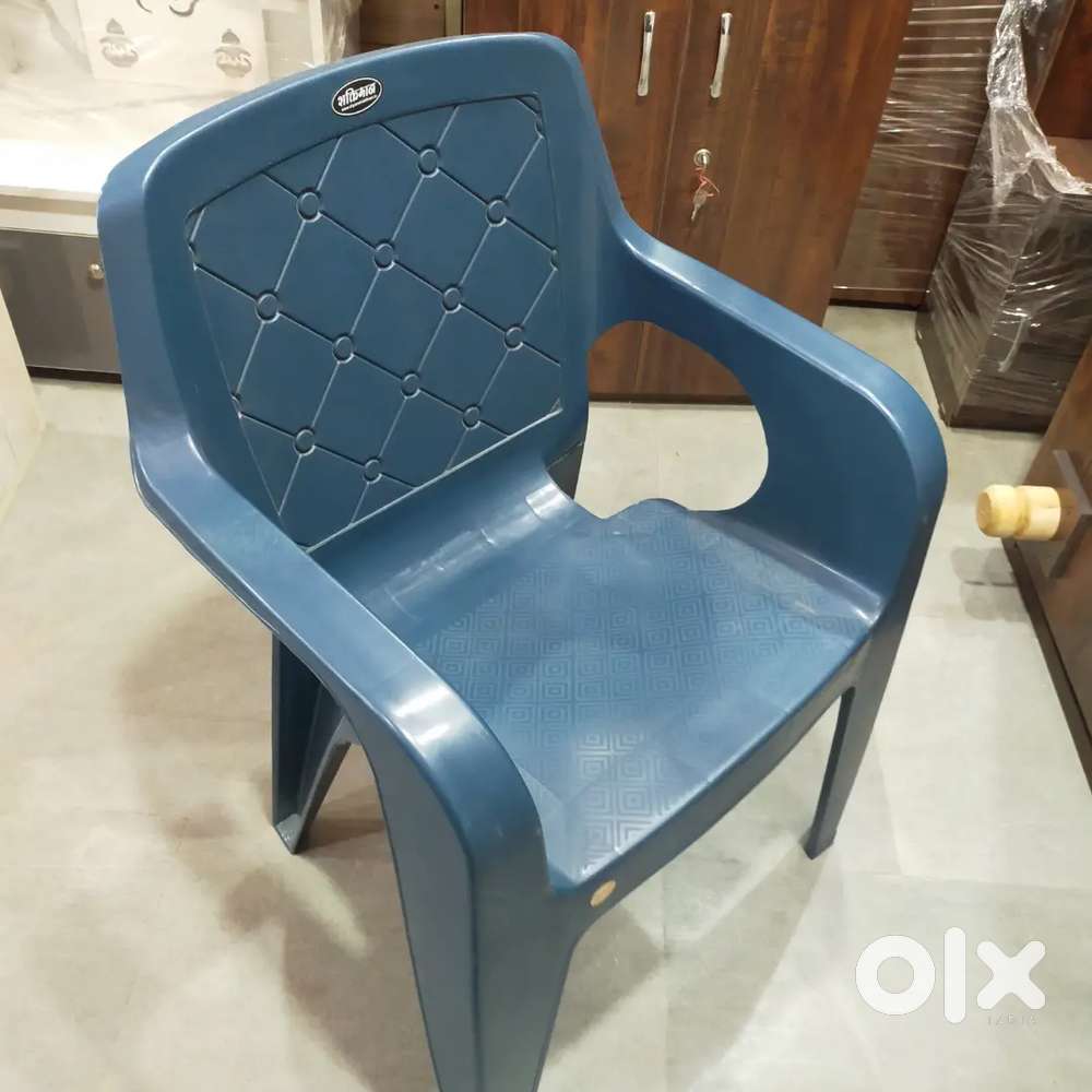 Plastic chair new bechna he