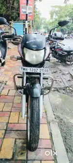 A Hero HF Deluxe bike is good condition