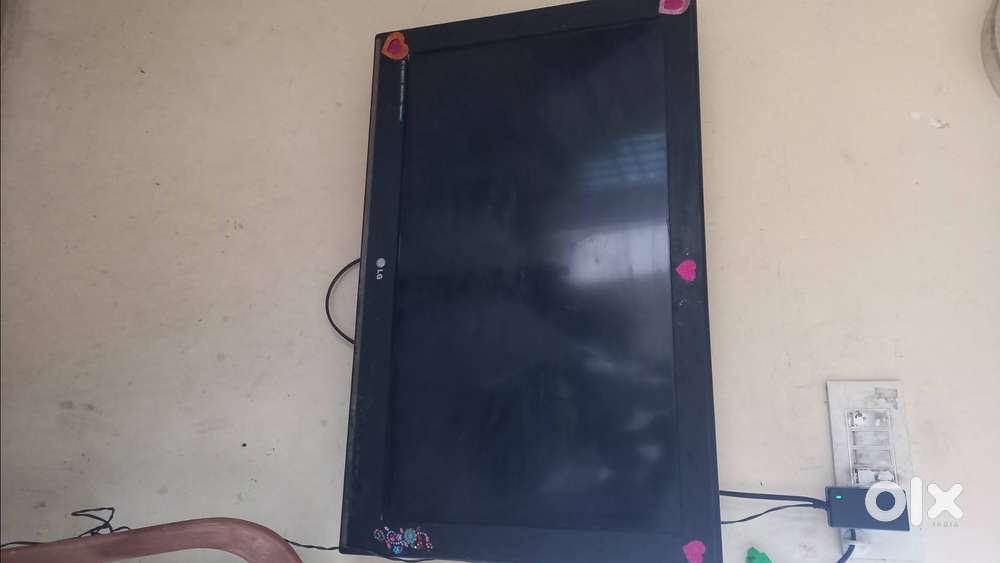 LG led 32 inchTV for sale in excellent working condition